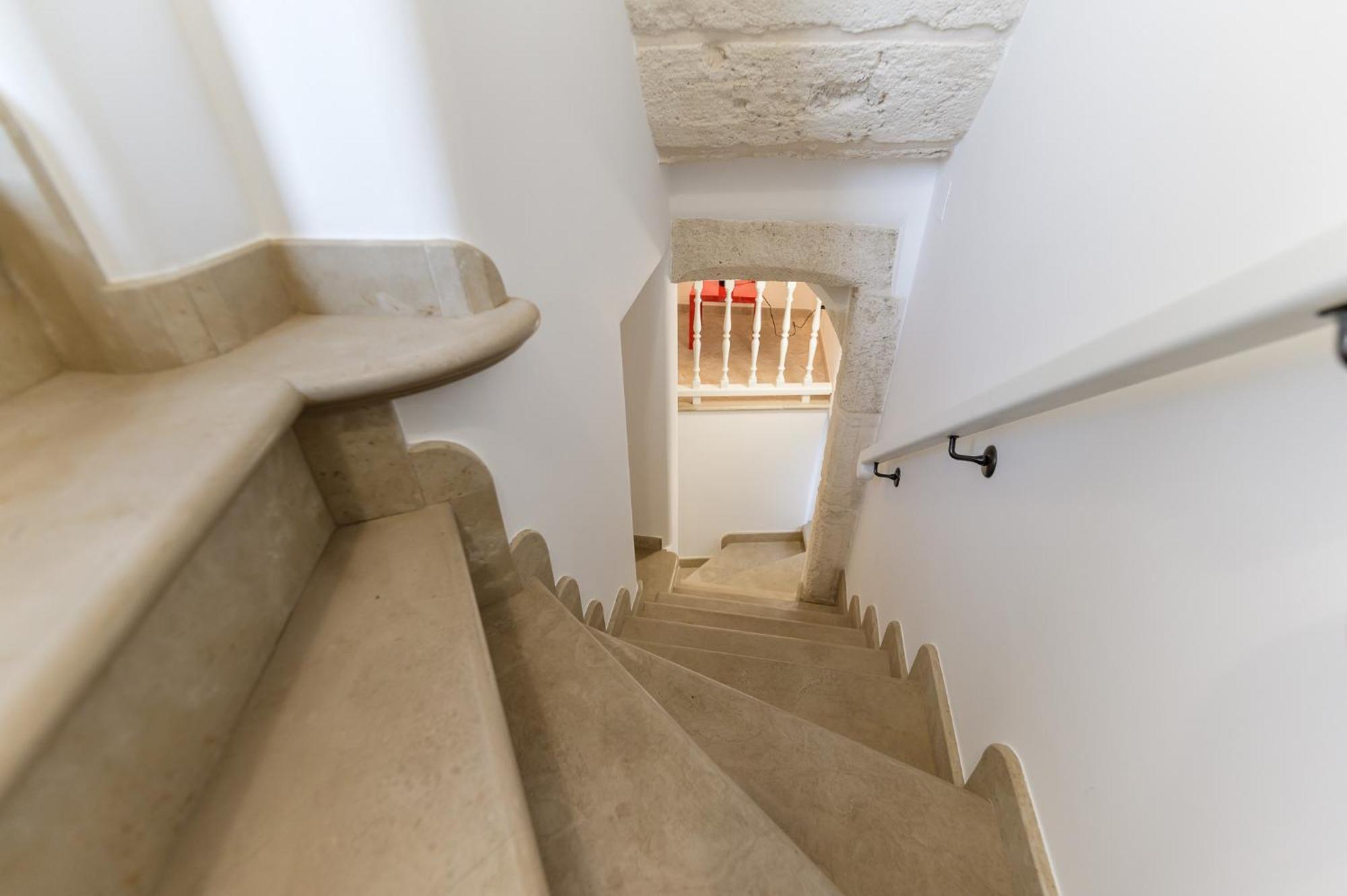 Sant'Oronzo View Apartment By Wonderful Italy オストゥーニ エクステリア 写真