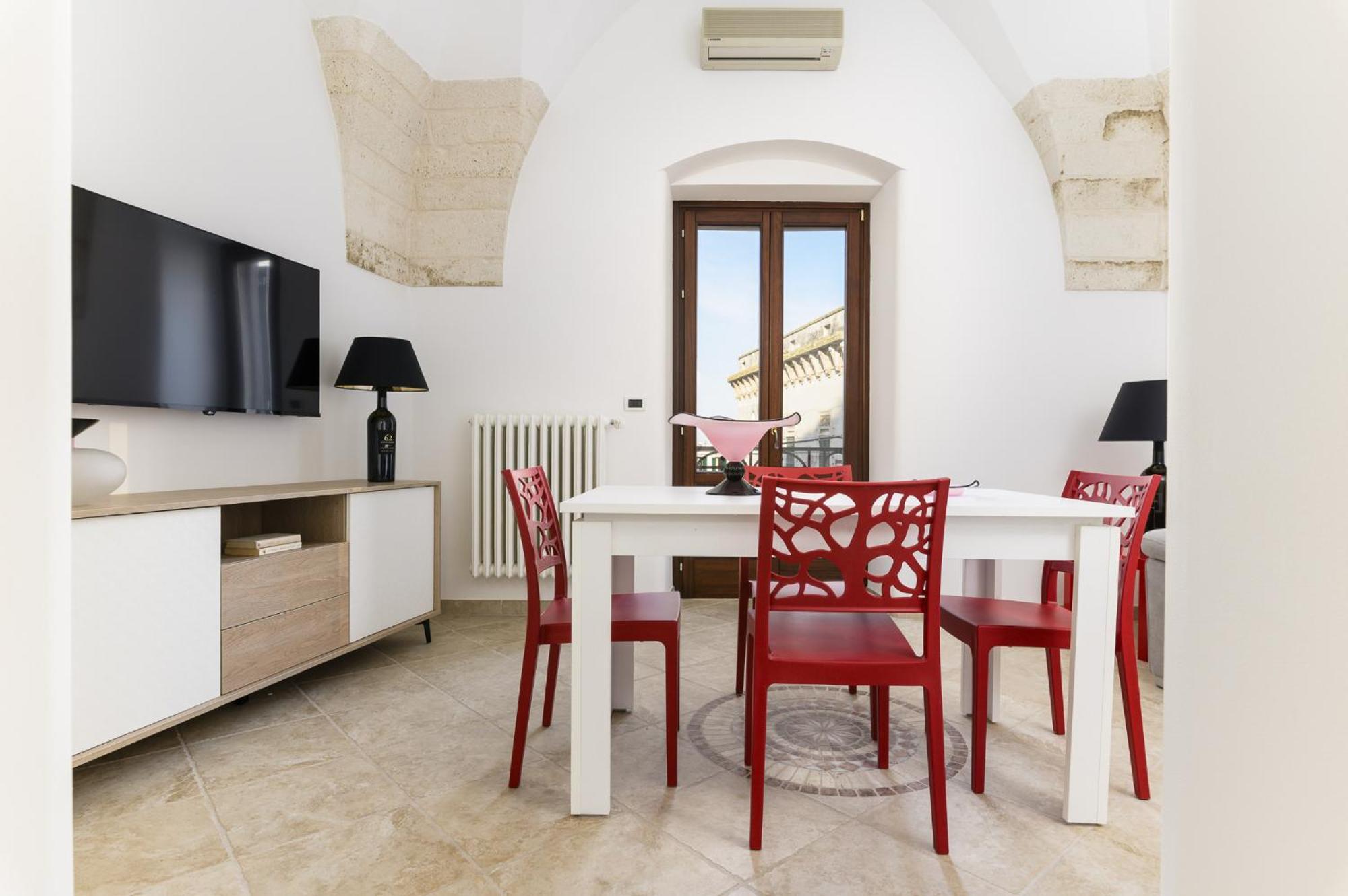 Sant'Oronzo View Apartment By Wonderful Italy オストゥーニ エクステリア 写真